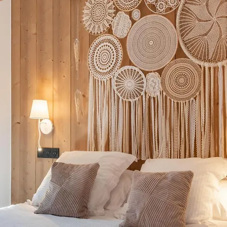 Apartment Dolomia Alpe D'huez - By Emerald *