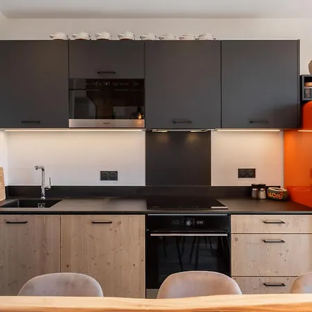 Apartment Dolomia Alpe D'huez - By Emerald *
